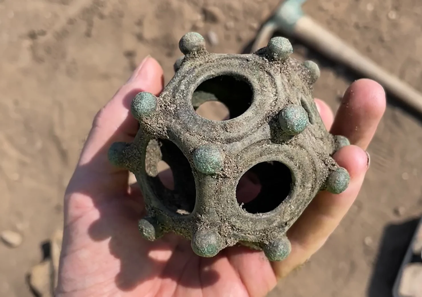 Exploring Enigmas: The surprising parallels between roman artifacts and FileMaker databases